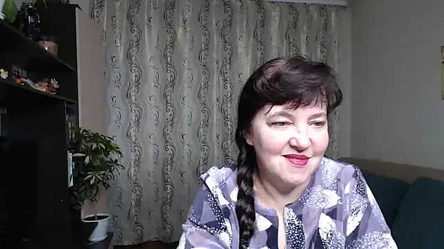 Snapshot of Illusionq chatting on September 26, 5:16 am Illusionq online show from September 26, 5:16 am