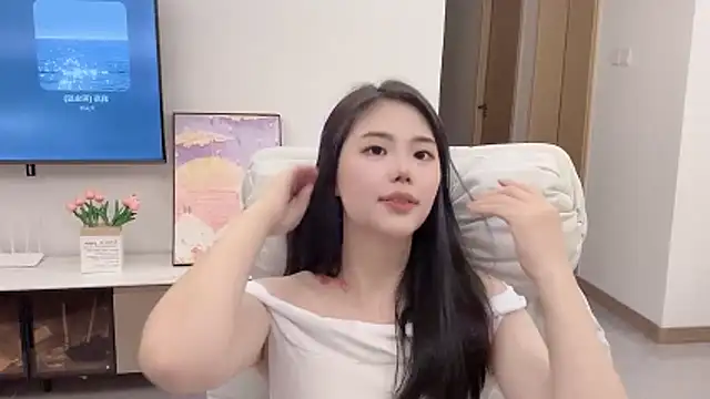 suki-1 online show from November 7, 4:45 pm