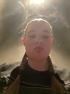 StephanieMur online show from November 11, 7:38 am