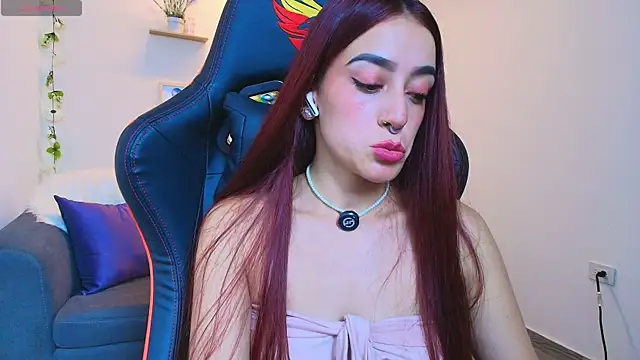 ViolethRosse online show from April 16, 1:28 am