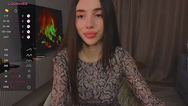 shuggybaby online show from March 12, 9:39 pm