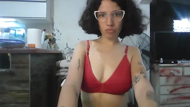 loliporomero online show from October 16, 1:41 am