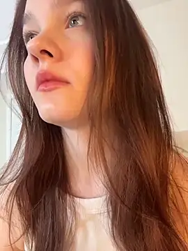 MichelleRoux online show from November 28, 4:59 am