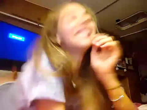 TussiFlaka online show from September 12, 10:17 pm