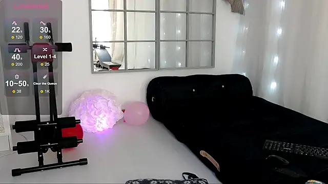 SarahRaynex online show from May 8, 11:46 am