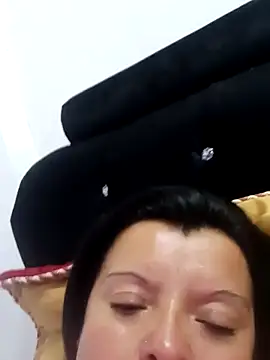 Snapshot of Hanna_Kieran chatting on September 16, 1:57 am Hanna Kieran online show from September 16, 1:57 am