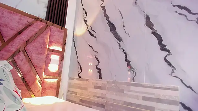 kandy bronw online show from April 8, 1:41 am