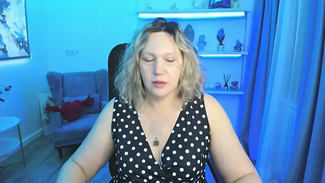 NinaStarle online show from May 1, 4:27 am