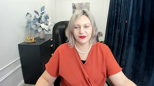 NinaStarle online show from November 22, 4:48 am