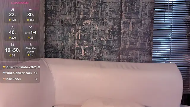 NathalyLeen online show from March 12, 2:25 am