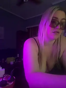 Granlady7 online show from January 19, 7:04 am