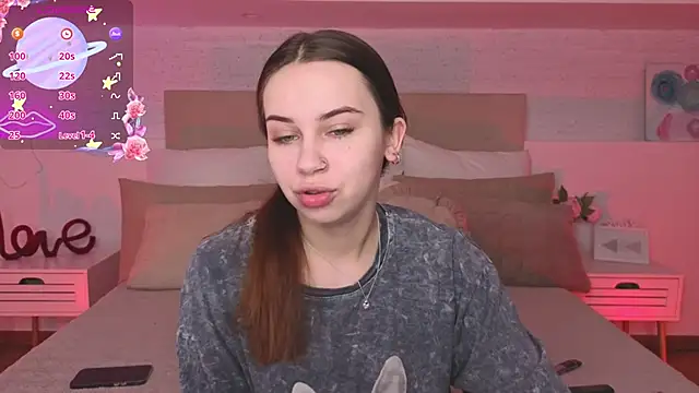 bubblegum1  online show from December 17, 7:45 am