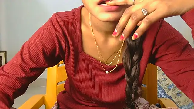 Aarti misty71 online show from April 6, 4:57 am