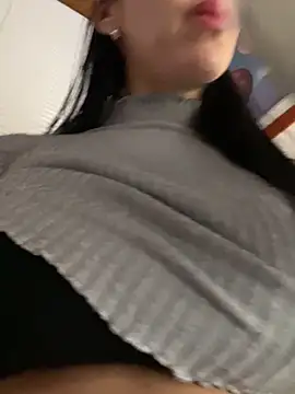 oh nina online show from November 18, 12:55 am