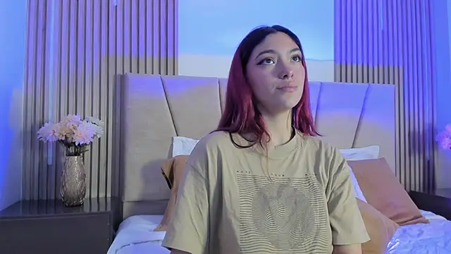 Victoria Beaumont online show from December 2, 11:56 am