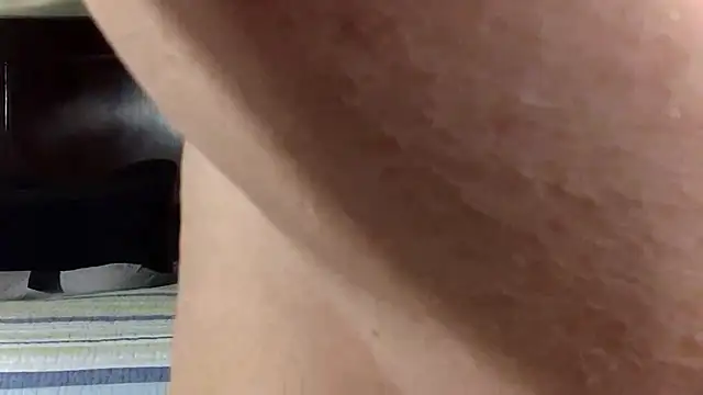 Hornylouisewil online show from January 19, 12:18 am