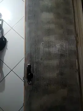 brasileirinha timida online show from April 7, 3:30 am