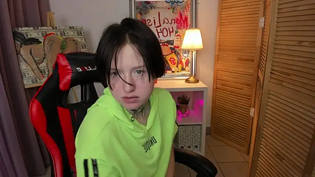 ayakskalermonss online show from October 11, 8:19 am