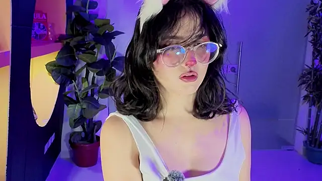 LiLLiAnderson online show from February 5, 12:19 pm