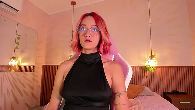 daphne courtis online show from April 20, 3:09 am