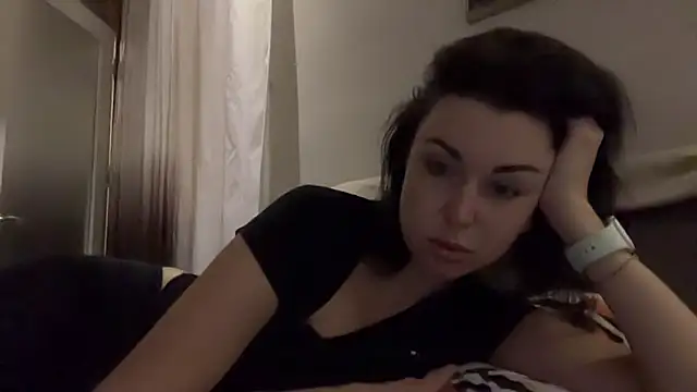 Gilin1 online show from November 13, 6:51 pm