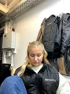 CandyVice online show from September 14, 5:33 pm