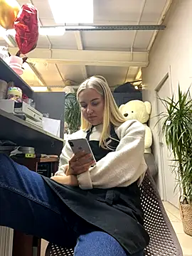 CandyVice online show from October 9, 6:34 pm