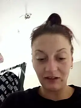 SweetnessSugar online show from November 3, 6:45 pm