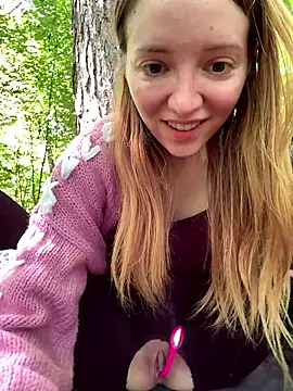 FayeFlame online show from May 27, 9:50 am