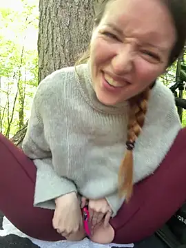FayeFlame online show from May 7, 1:37 pm