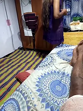 BabyHansi online show from February 5, 3:59 pm