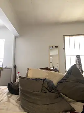 Lucy YupiSweet online show from December 19, 8:12 pm