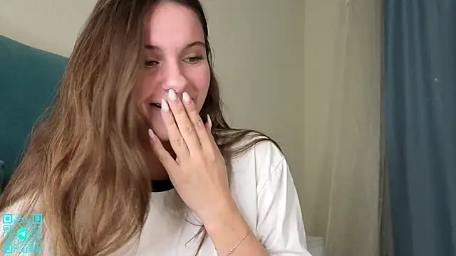 chloemilka online show from October 25, 6:04 pm