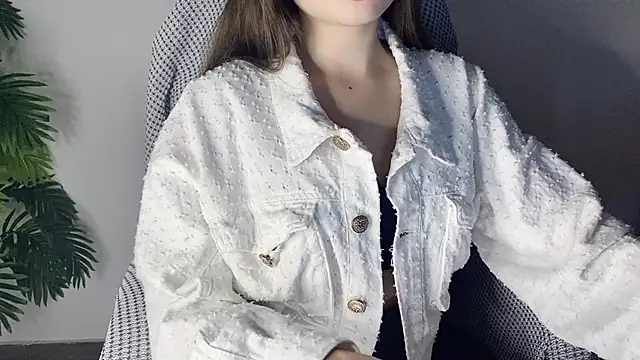 LiLi Sweetie online show from November 3, 2:37 am