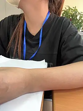 PhuongNhi21 online show from September 20, 3:49 am