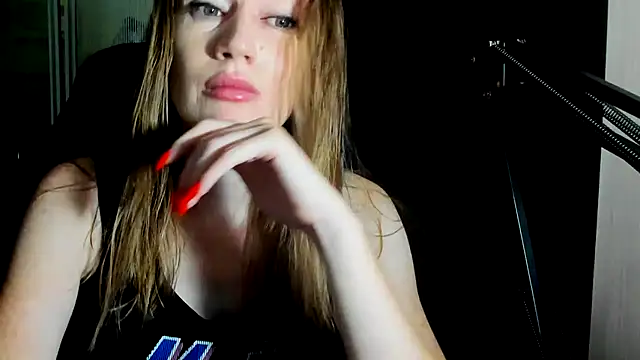 JessFoxxx online show from July 26, 3:03 am