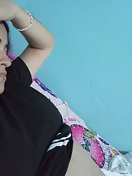 candy  fox  online show from December 20, 9:52 pm