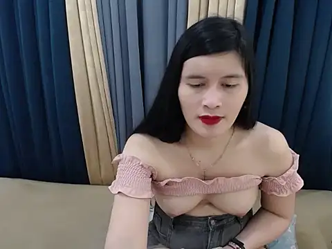 Snapshot of pinay_amaliax chatting on October 12, 1:02 pm pinay amaliax online show from October 12, 1:02 pm