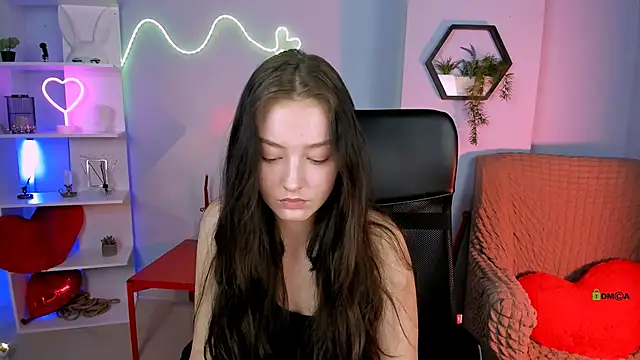 miki-niki online show from February 5, 7:00 am