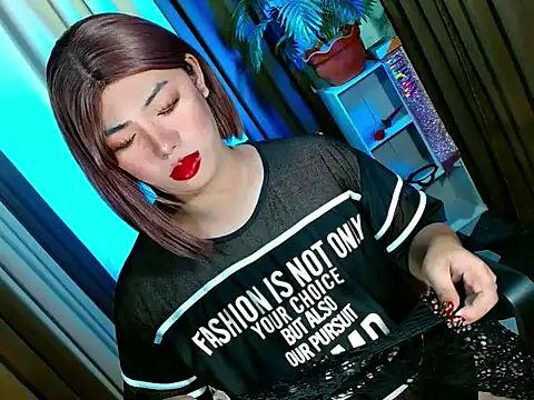 bigfattycocksonya27 online show from October 29, 4:42 pm