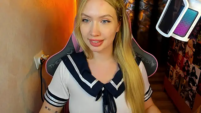 NicoleRiccii online show from October 30, 9:27 pm