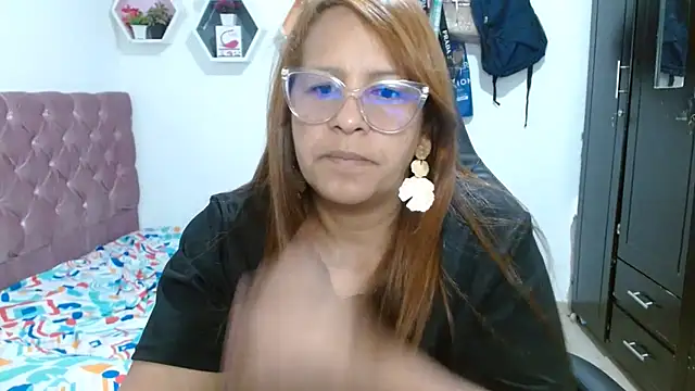 cristydirtyhot online show from April 26, 10:24 am