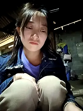 Zhan99999 online show from November 24, 7:10 am