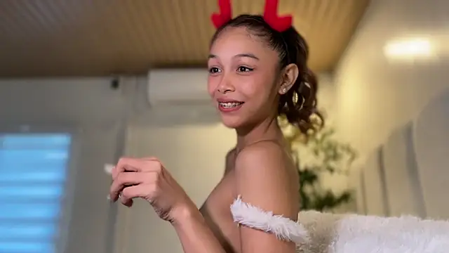 triana ortega69 online show from December 22, 11:19 pm