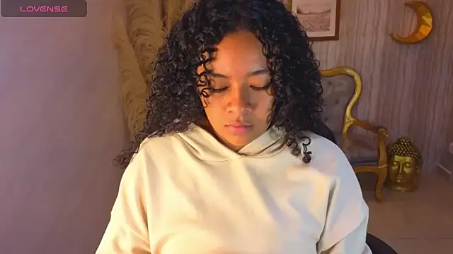 risada temptation s online show from December 4, 4:04 am