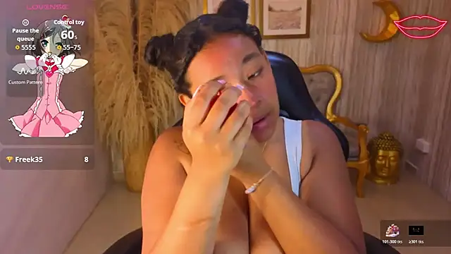 risada temptation s online show from November 15, 3:40 am