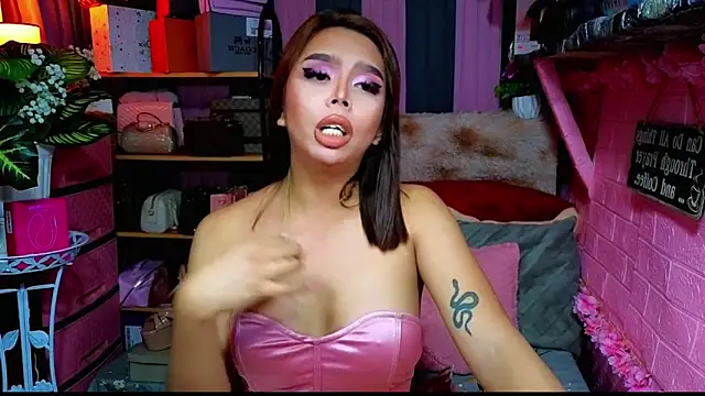 MoniqueCeleste online show from November 9, 5:09 pm