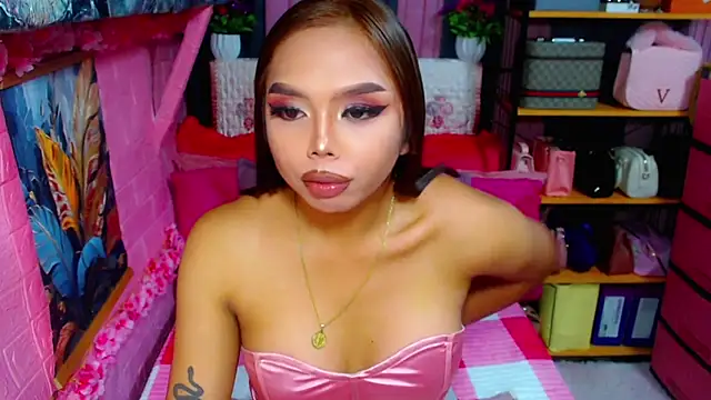 MoniqueCeleste online show from October 6, 4:07 am