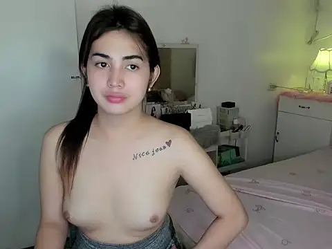 Alovelydoll nica online show from March 18, 11:15 am