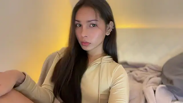  sexyanne69  online show from July 27, 7:44 pm